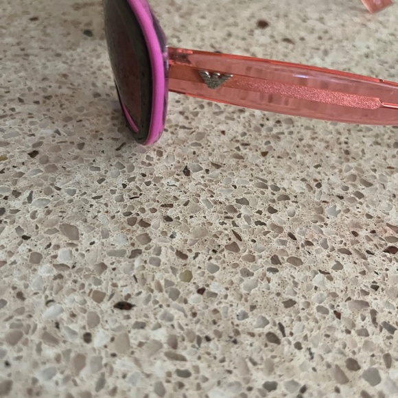Sunglasses - Picture 1 of 3